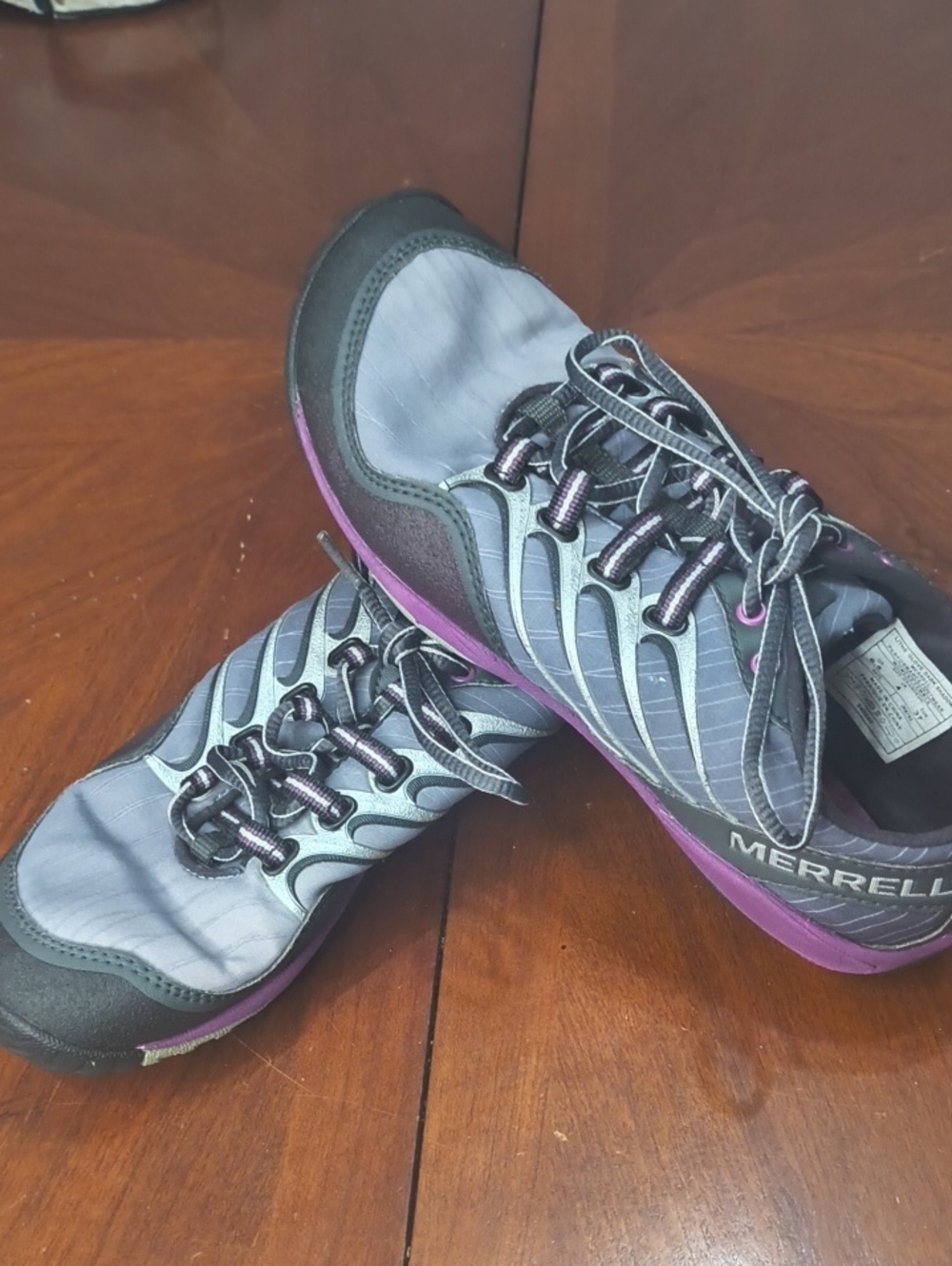 Merrell Women Trail Runners in Gray with Purple Accents Size 4 AR